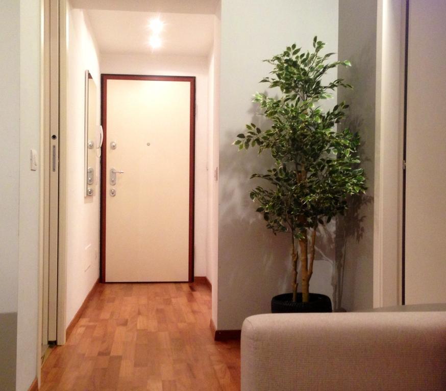 Golden House Milano Lejlighed Værelse billede